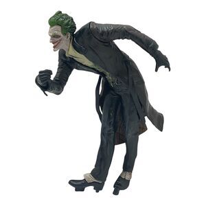 DC Collectibles Batman Arkham Origins The Joker Collectors figure Without Base